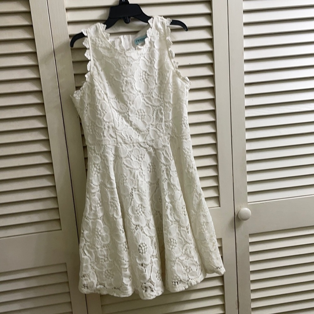 Tween Diva sz 8, worn once, EUC, non smoking home